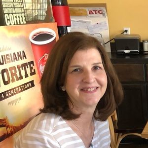 Meet your Posher, Dionne